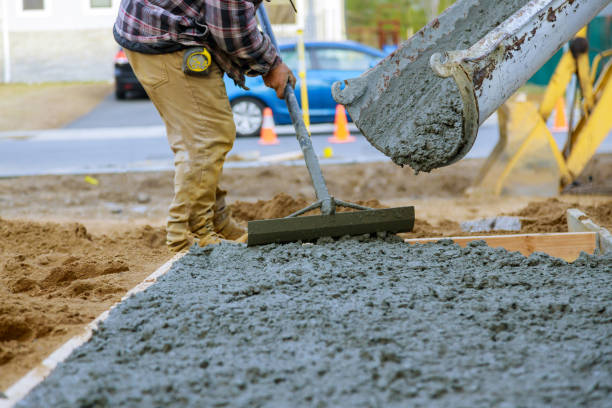 Best Best Concrete Contractor  in Poplar Bluff, MO